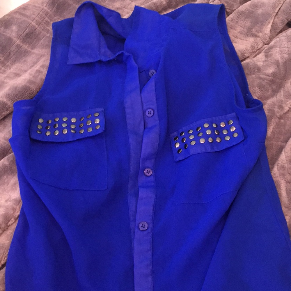 Blue chiffon blouse, button up